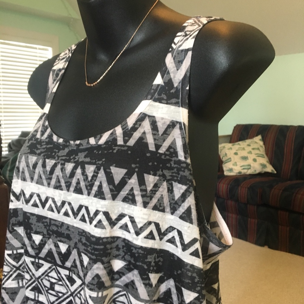 Aztec Tank Top - Picture 2 of 3